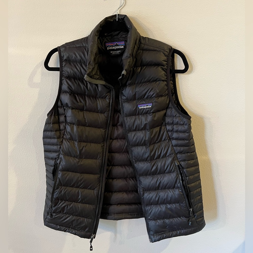 Patagonia Women’s Black Vest in Medium